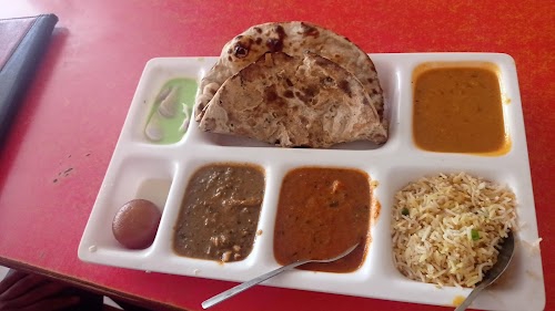 Manoj's Kake Dee Hatti (Main Branch)