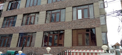 OYO 4945 Abdullah residency