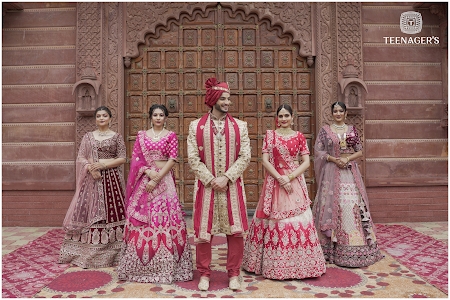 Teenager's - Wedding Outfit for Bride and Groom