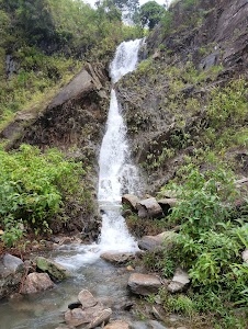 Demthring Falls