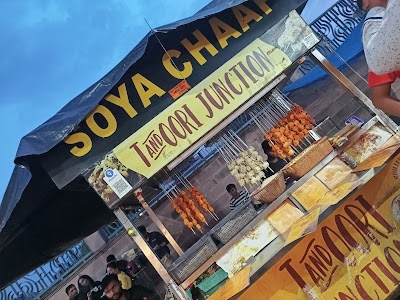 Chatori Gali 1090