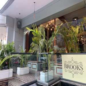 Brooks - Desserts & Coffee