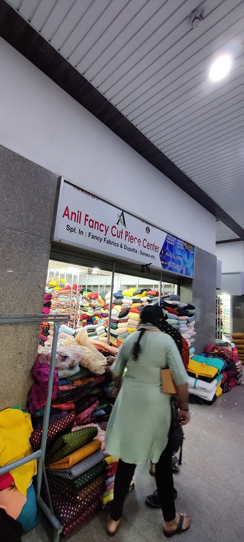 Avadh Textile Market