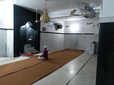 Masjid Madhoganj Chauraha