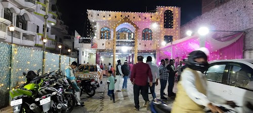 Ayesha Palace & Lawn