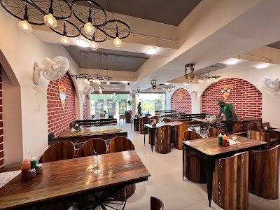 La Pino'z Pizza Godhra