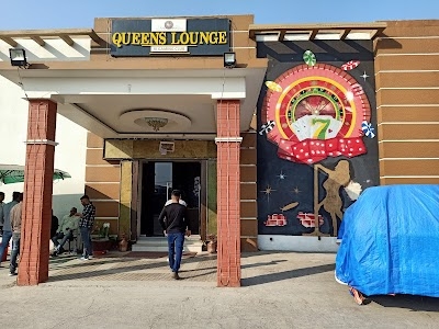 Queens Lounge Club