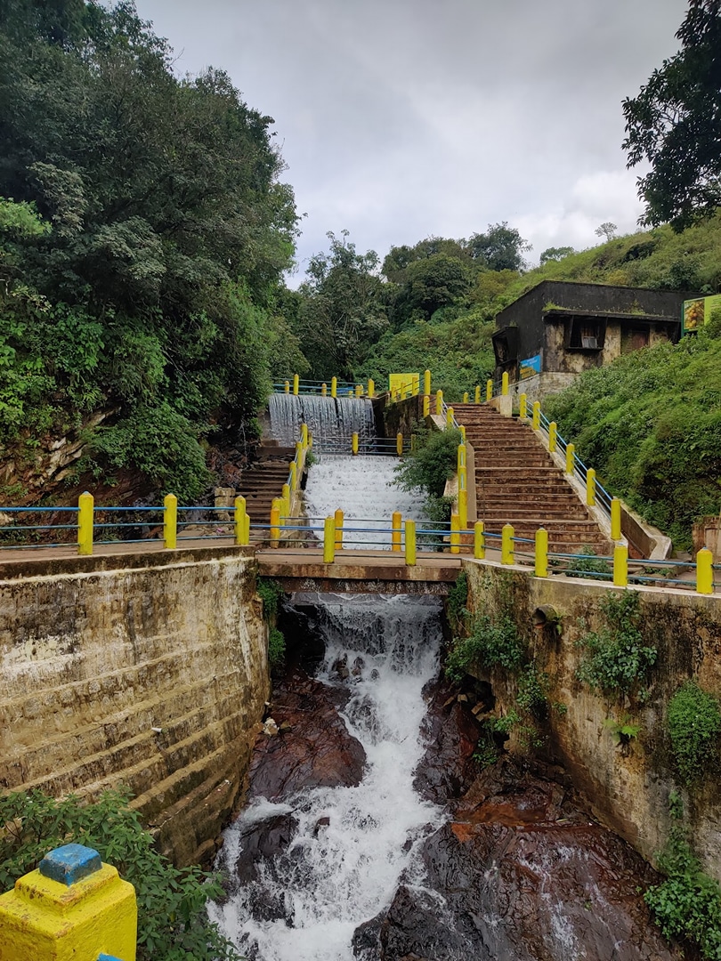 Honnammana Halla Waterfalls
