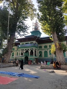 Khiram Dargah