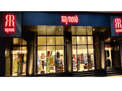 The Raymond Shop