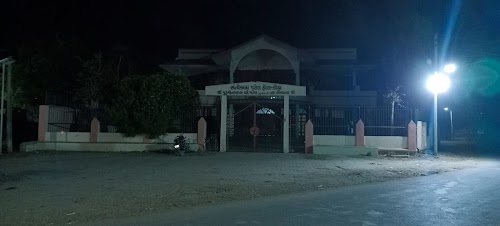Santokba Patel Hall, Kotha