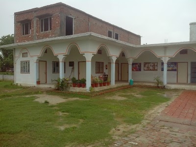 D.D PUBLIC SCHOOL-MUHWA MORH (MAU)