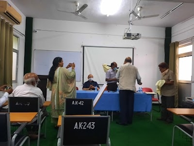 Rafeeq-ul-Mulk Mulayam Singh Yadav Urdu IAS Study Centre