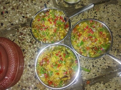 ॐ पानीपुरी सेंटर