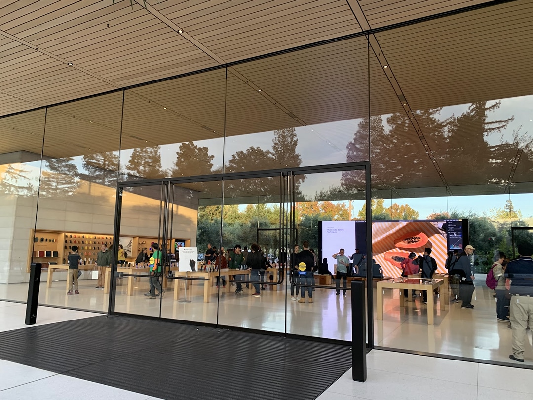 Apple Apple Park Visitor Center