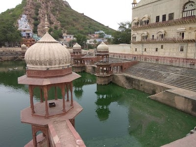 Moti Doongri