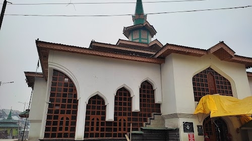 Charar-i-Sharief Yousmarg road