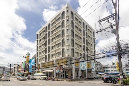 Montree Phuket Hotel