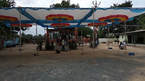 Ramdevpir Mandir(રામદેવ પિર મંદિર) - Chathiyarda