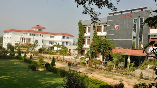 Lal Bahadur Shastri Mahila Ayurvedic College & Hospital