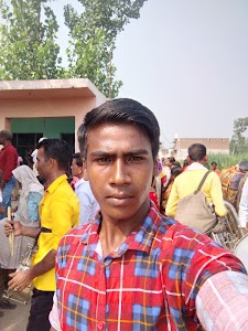 Mauzzampur Sadat Primary School