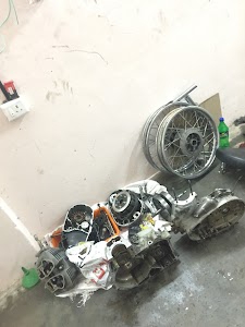 Royal Enfield work shop