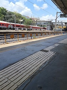 Santacruz Station (W)