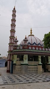 Dargah Hazrat Makhdoom e Jahan