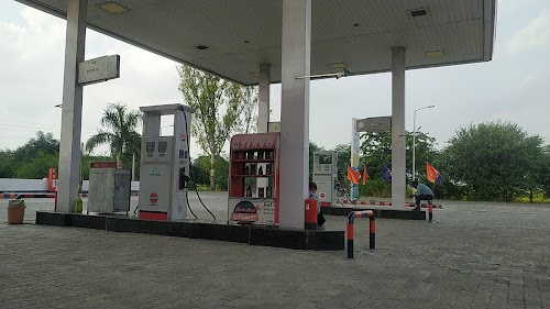 Indian Oil (Petrol Pump)