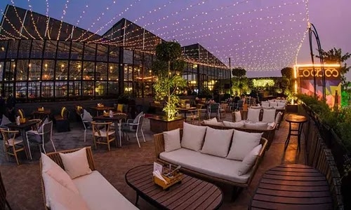 Imperfecto Gardens Galleria