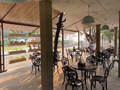 Hideout Cafe