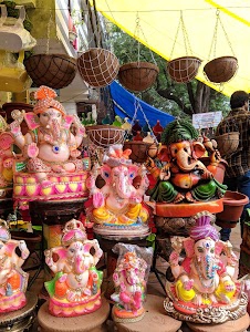 Hauz Rani, Malviya Nagar
