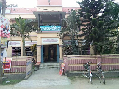 Monalisa Lodge