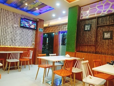 Momo Nation Cafe