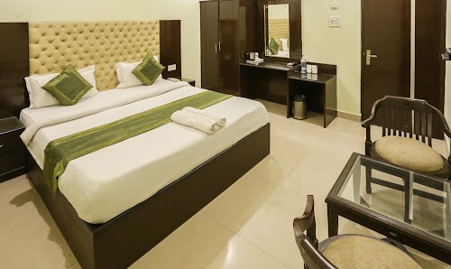 Treebo Trip Hotel Grand - Hotel in Haridwar