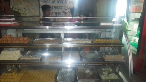 Hariom Restaurant And Sweet Bhandar