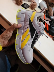 AL-HIDA FOOTWEAR