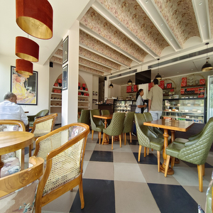 Atali Bake House & Cafe