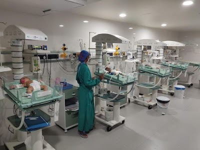 Best Pediatric Surgeon in Nagpur - Dr. Jitendra D. Hazare | Pediatric Urologist in Nagpur | Neonatal Surgeon in Nagpur.