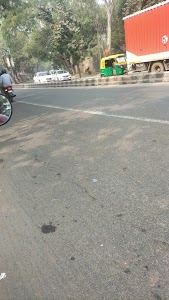 Chattarpur metro