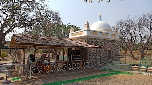Meherabad A Samadhi Of Avatar MeherBaba, The Avatar Of The Age