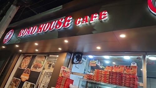 Road Side CaFE