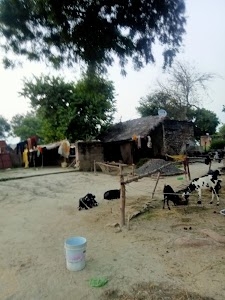 ketmai dhata primary school ke pass