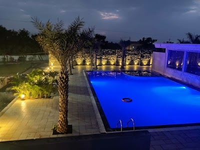 Banyan Hills Resort