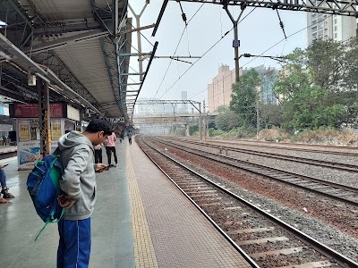 Kanjurmarg Railway Station