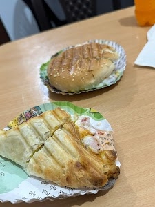 S W A T food Point