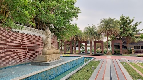 Omaxe Club House