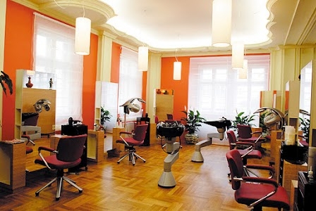 Glamour Beauty Parlour(Official)