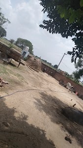 Beech Ka Pura