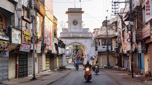 KAMANIYA GATE